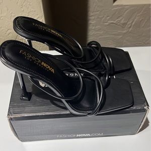 Black mule toe heels - FashionNova